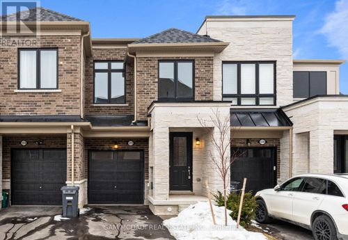 1372 Blueprint Common, Burlington (Tyandaga), ON, L7P0V6 | Card Image