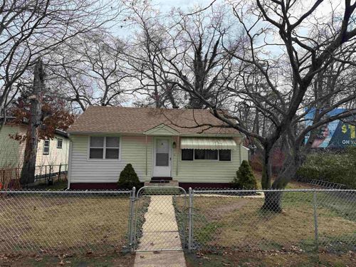 314 Elmwood Ave, Egg Harbor Township, NJ, 08234-5547 | Card Image