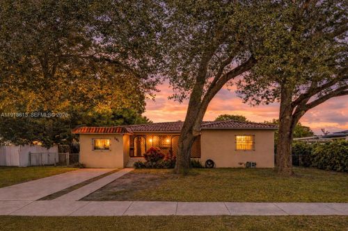 341 Nw 147th St, Miami, FL, 33168-4237 | Card Image