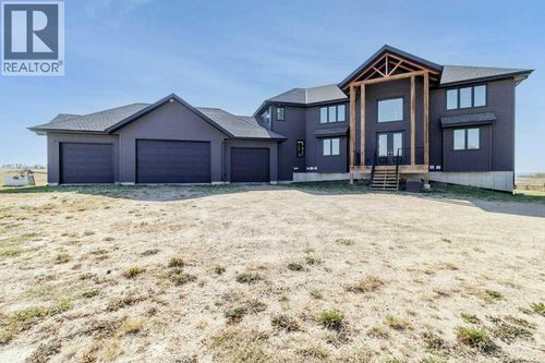 28513 Township Road 374, Rural Red Deer County, AB, T4N5E4 | Card Image