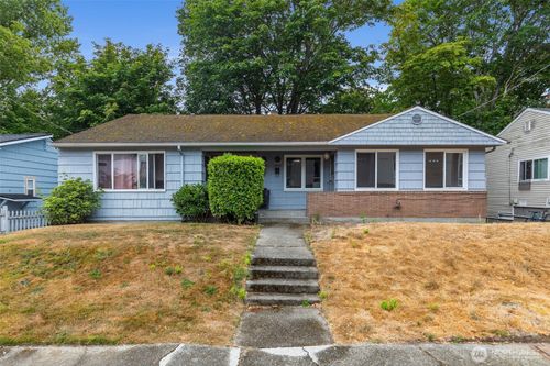 10450 Alderbrook Pl Nw, Seattle, WA, 98177-5144 | Card Image