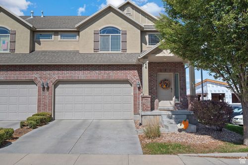46 W Apache Rd, Saratoga Springs, UT, 84045-5801 | Card Image