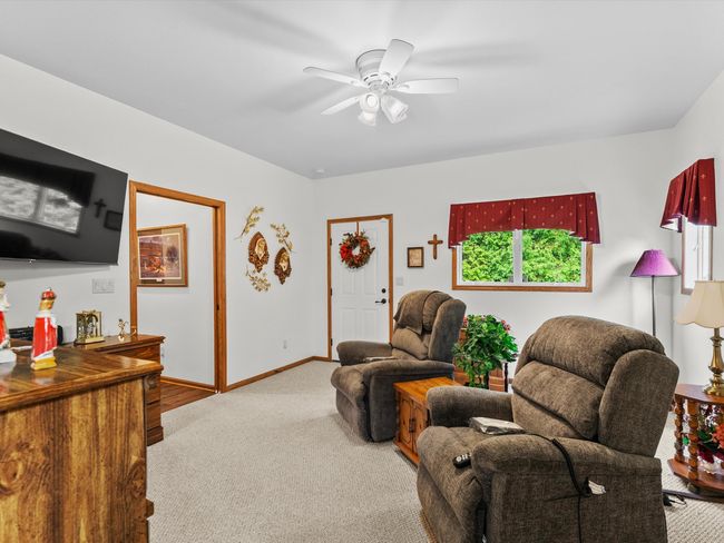 4821 W Custer St, House other with 3 bedrooms, 2 bathrooms and null parking in Manitowoc WI | Image 14