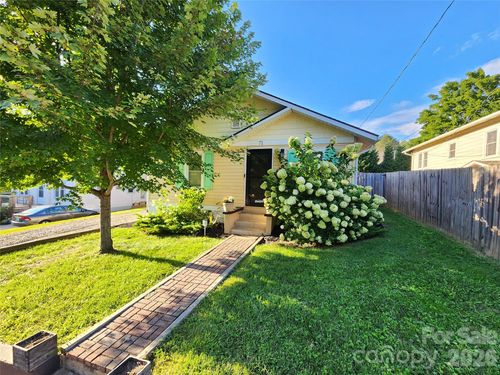 71 5th Ave, Asheville, NC, 28806-4102 | Card Image