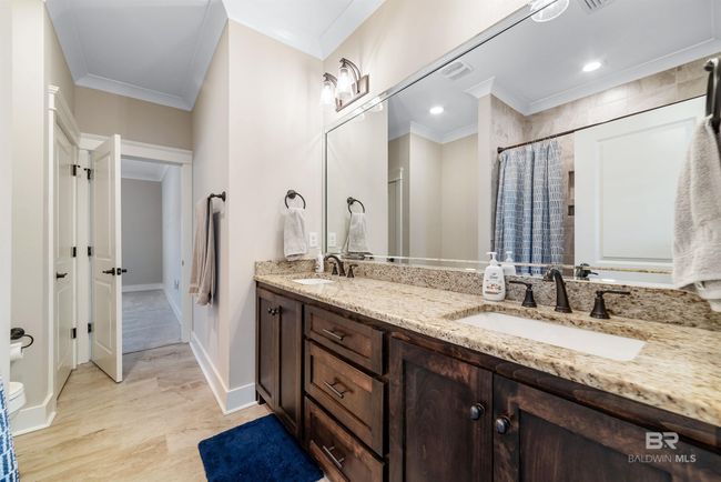 Bathroom | Image 31