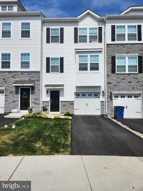 178 Bell Ct, SELLERSVILLE, PA, 18960-1804 | Card Image