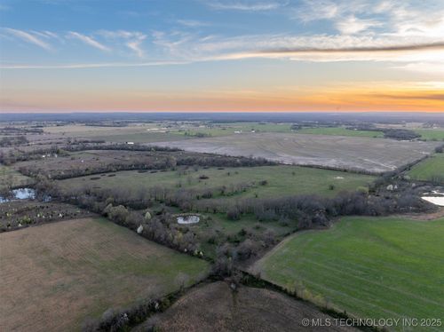 60 Sw 15th St, Wagoner, OK, 74467 | Card Image