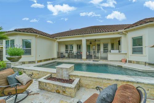 9503 Martha Springs Dr, Houston, TX, 77070-4385 | Card Image