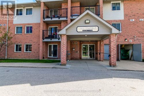 6-140 Conway Dr, London, ON, N6E3N2 | Card Image