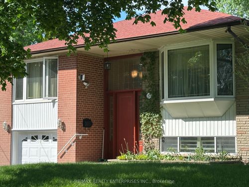1571 Muir Rd, Mississauga, ON, L5E2J3 | Card Image