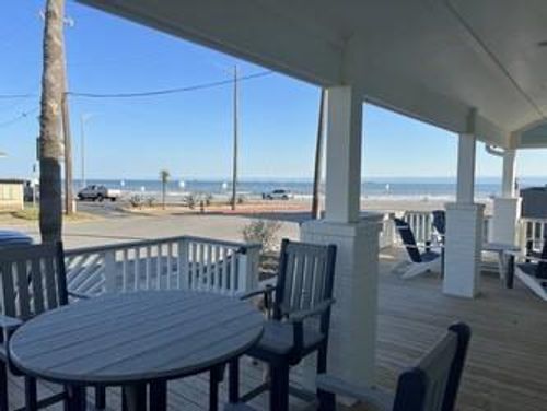 1711 16th St, Galveston, TX, 77550-8108 | Card Image