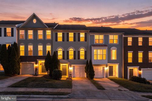 15720 Palermo Ter, WOODBRIDGE, VA, 22191-4287 | Card Image