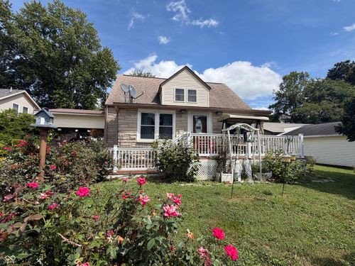 702 Nw 2nd St, Washington, IN, 47501-1535 | Card Image