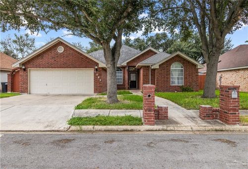 2317 Pelican Ave, Mcallen, TX, 78504-4252 | Card Image