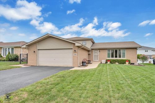 9300 Park Pl, Orland Hills, IL, 60487-4697 | Card Image