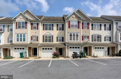 570 S Carlisle Street, Townhouse with 3 bedrooms, 2 bathrooms and null parking in GREENCASTLE PA | Image 1