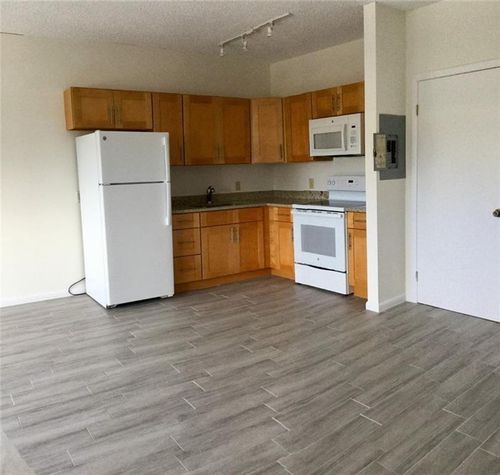 apt-2-229 Commercial Blvd, Lauderdale By The Sea, FL, 33308-4449 | Card Image