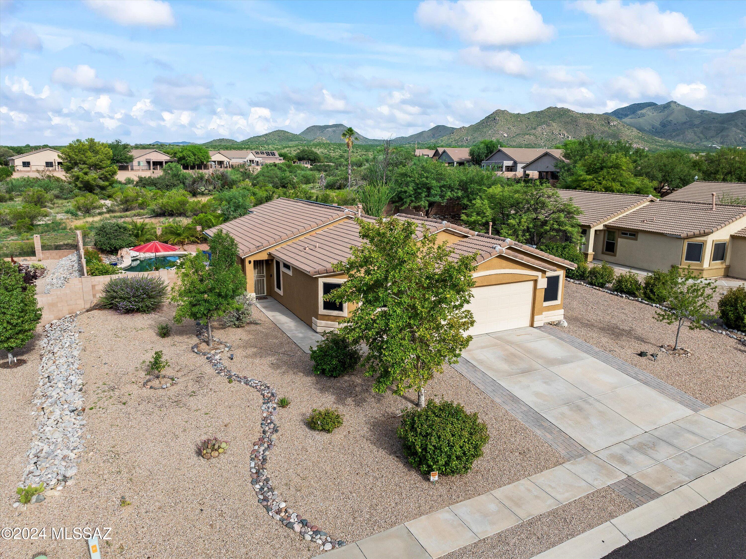 Sunny Rock Dr, Vail, AZ 85641