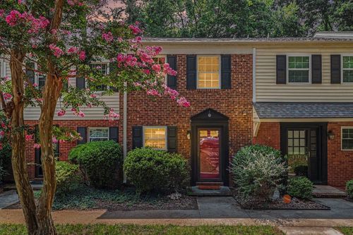6369 New Market Way, Raleigh, NC, 27615-6821 | Card Image