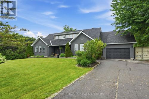 2895 Des Trembles Ave, Cumberland, ON, K4C1B6 | Card Image