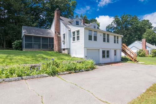 21 Delmor Ave, Wilbraham, MA, 01095-1554 | Card Image