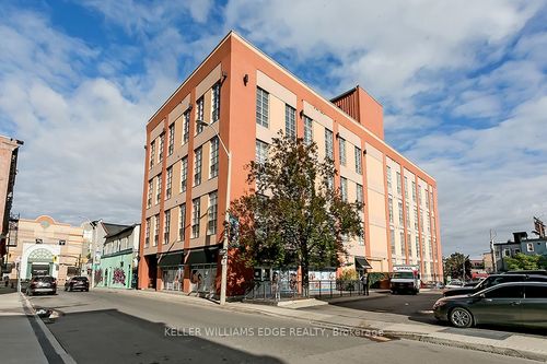 311-11 Rebecca St, Hamilton, ON, L8R3H7 | Card Image