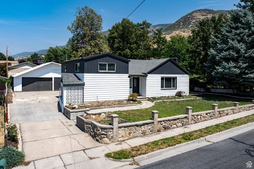 239 E Chase Ln, Centerville, UT, 84014-1664 | Card Image