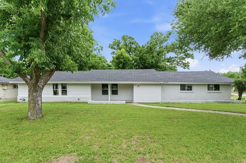 507 Country Club Rd, Cleburne, TX, 76033-6723 | Card Image