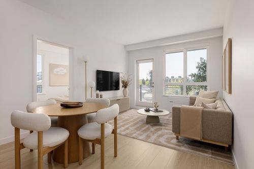 417-2450 Garden Dr, Vancouver, BC, V5N0K1 | Card Image