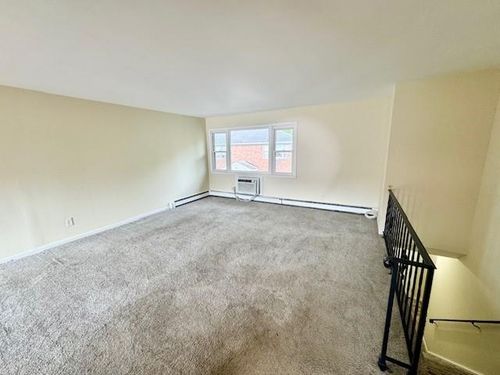 apt-13e-1668 Route 9, Wappingers Falls, NY, 12590-7414 | Card Image