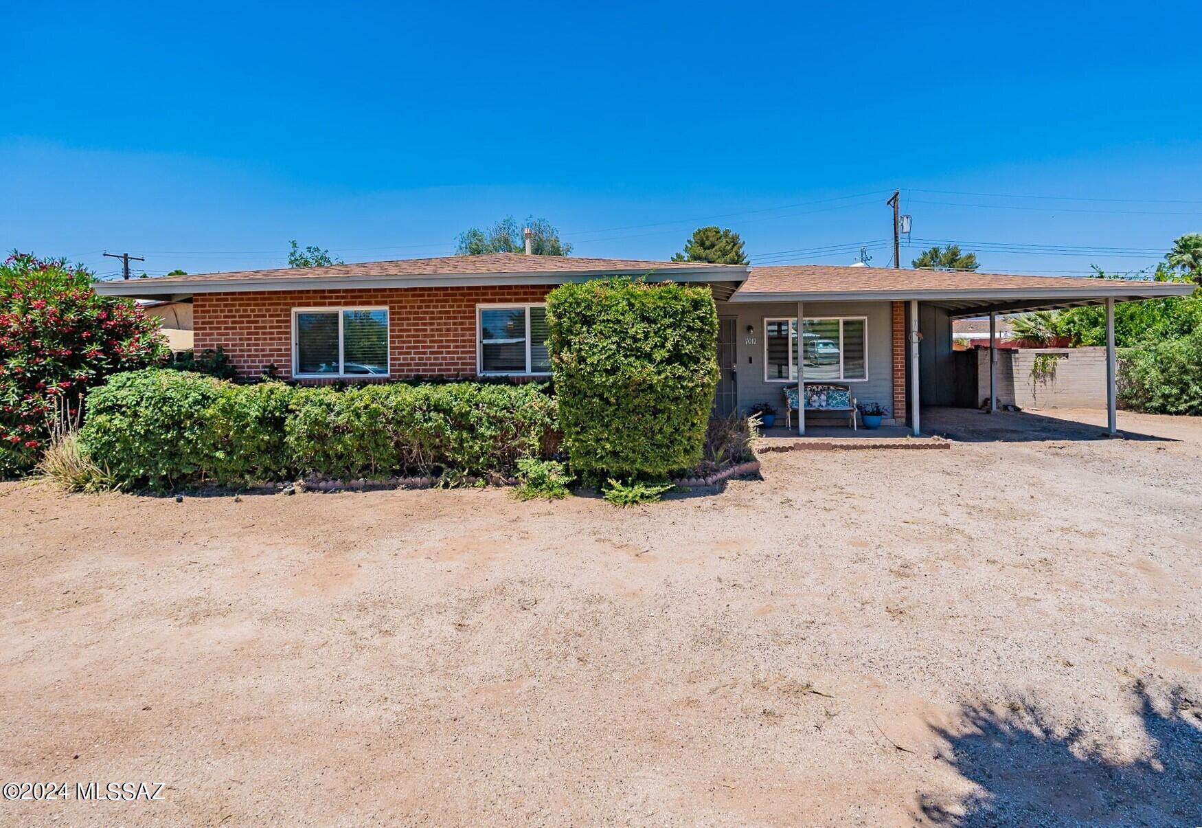Calle Orion , Tucson, AZ 85710