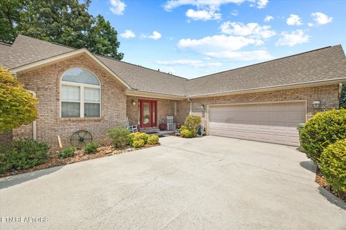 5033 Atoka Ln, Crossville, TN, 38572-6605 | Card Image