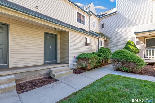 30-30 Ivy Grove Ct, Shelton, CT, 06484-3826 | Card Image