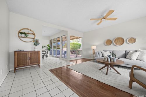 7536 Olili Pl, Honolulu, HI, 96825-2964 | Card Image