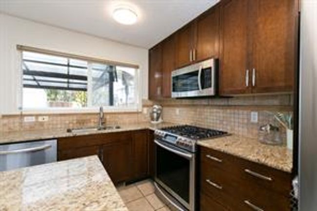 242 Cranberry Close Se, House detached with 3 bedrooms, 1 bathrooms and 2 parking in Calgary AB | Image 7