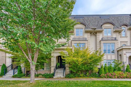 221 Hanover St, Oakville, ON, L6K0G9 | Card Image
