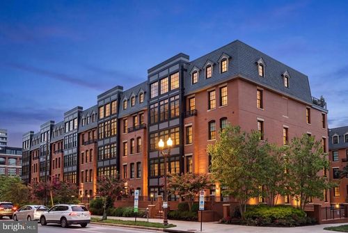 158-1700 Clarendon Blvd, ARLINGTON, VA, 22209-2713 | Card Image