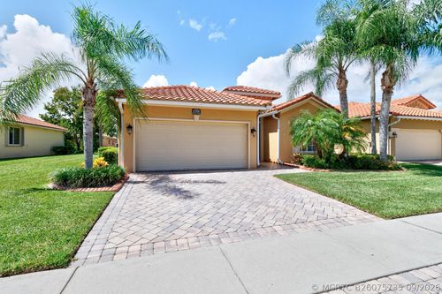 6208 Thames Pl, Vero Beach, FL, 32966-6477 | Card Image