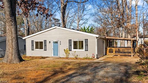 312 Spicewood Dr, Greensboro, NC, 27405-3234 | Card Image