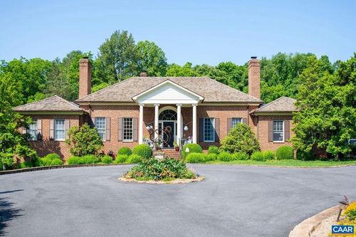 935 Garth Rd, Charlottesville, VA, 22901-5467 | Card Image