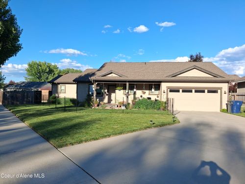 1206 Honeysuckle Ave, Sandpoint, ID, 83864-5140 | Card Image