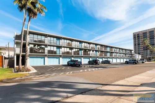 202-110 E Pompano St, South Padre Island, TX, 78597-6837 | Card Image