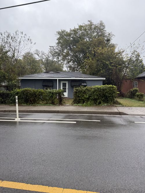 1729 17th Ave N, Nashville, TN, 37208-2048 | Card Image