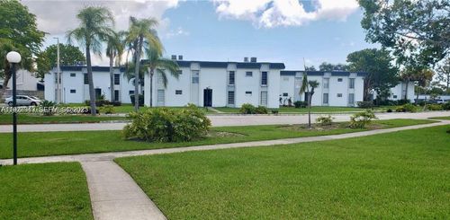 apt-g4-7220 Sw 94th Pl, Miami, FL, 33173-3232 | Card Image