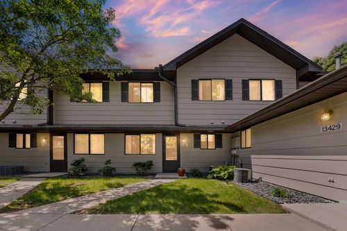13417 Zenith Ln, Eden Prairie, MN, 55346-3262 | Card Image