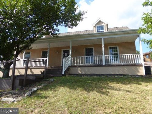 262 Windover Dr, Fort Ashby, WV, 26719-6863 | Card Image