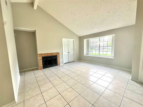 3727 Meadow Place Dr, Houston, TX, 77082-1210 | Card Image