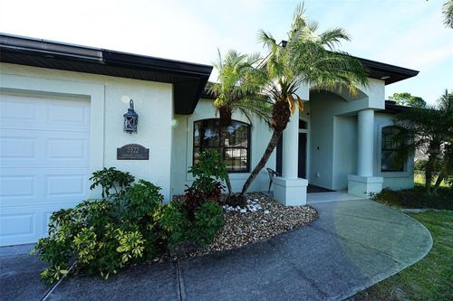 3522 Renault Cir, North Port, FL, 34291-5787 | Card Image