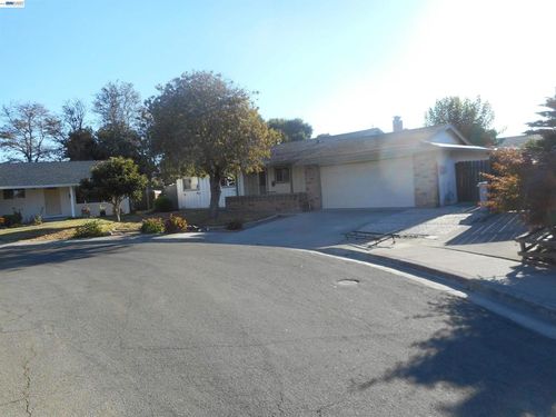 2814 2814 Chamier Place, Fremont, CA, 94555 | Card Image