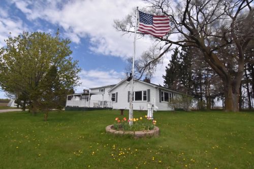 11663 N 11 Rd, Buckley, MI, 49620-9704 | Card Image